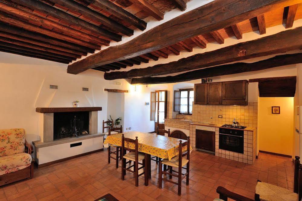Relais Borgo Torale Hotel Passignano sul Trasimeno Eksteriør billede