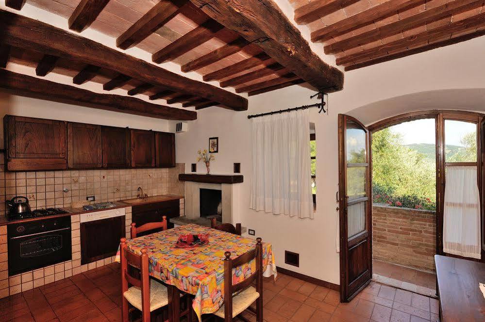 Relais Borgo Torale Hotel Passignano sul Trasimeno Eksteriør billede